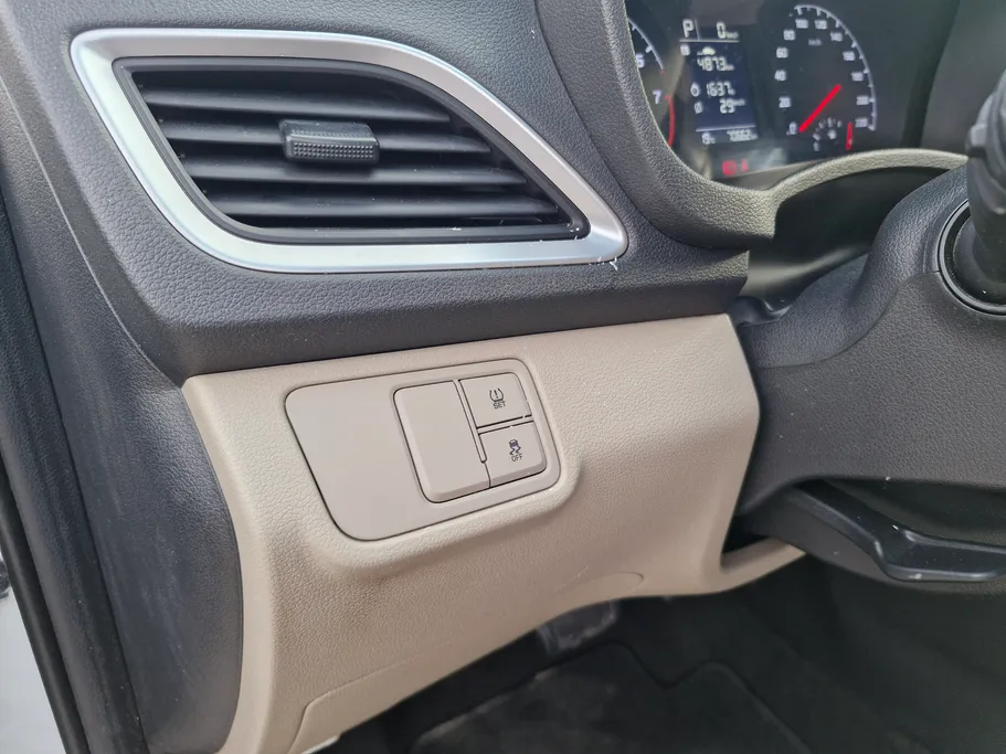 2023 Hyundai Accent Smart 