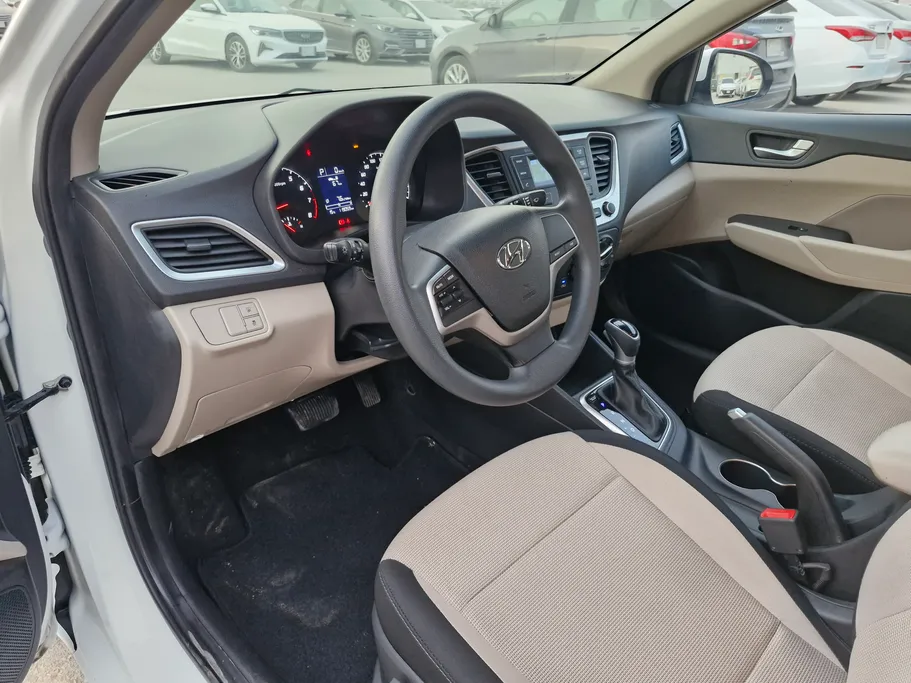 2023 Hyundai Accent Smart 