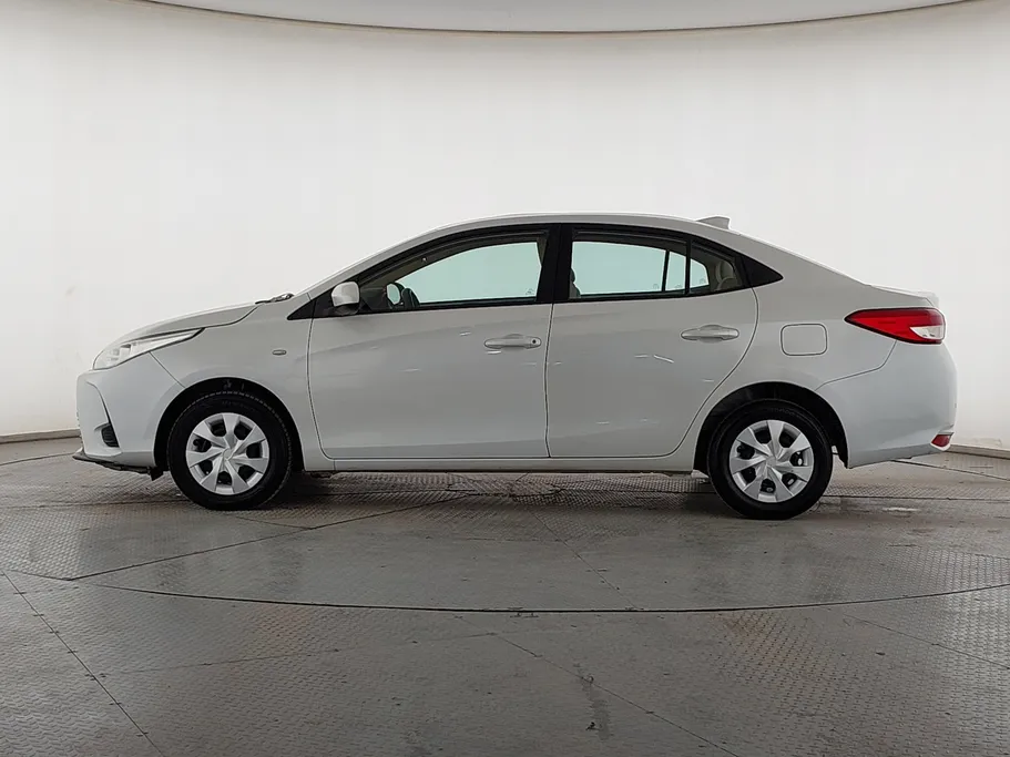 تويوتا يارس Y 2022 