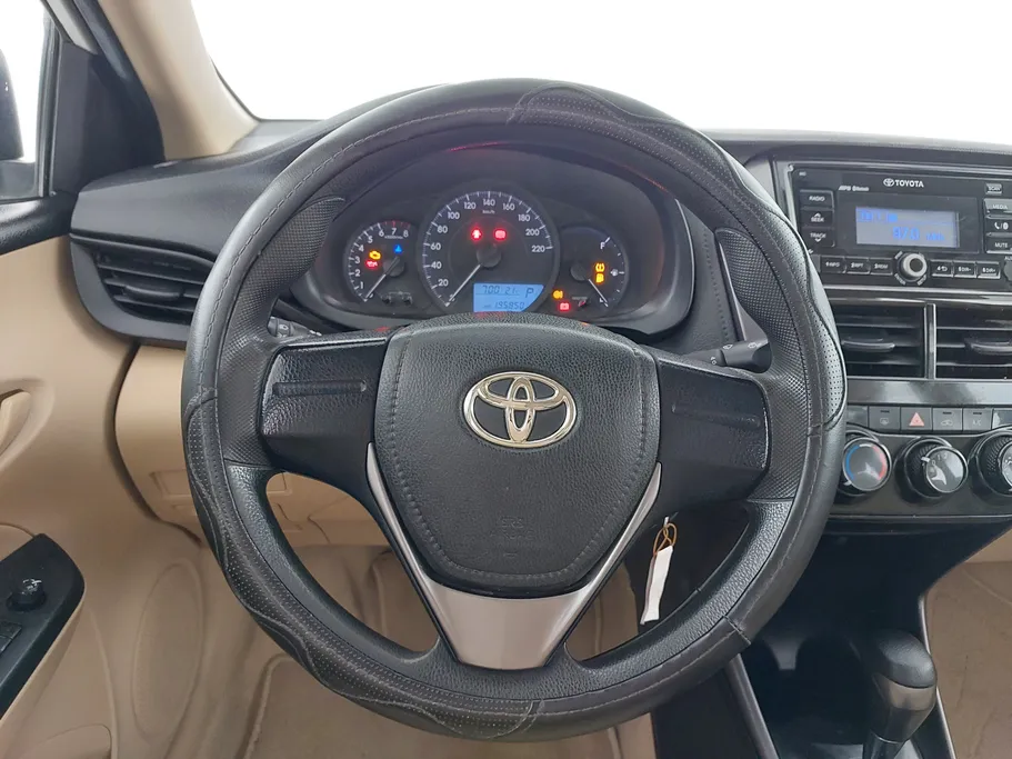 تويوتا يارس Y 2022 