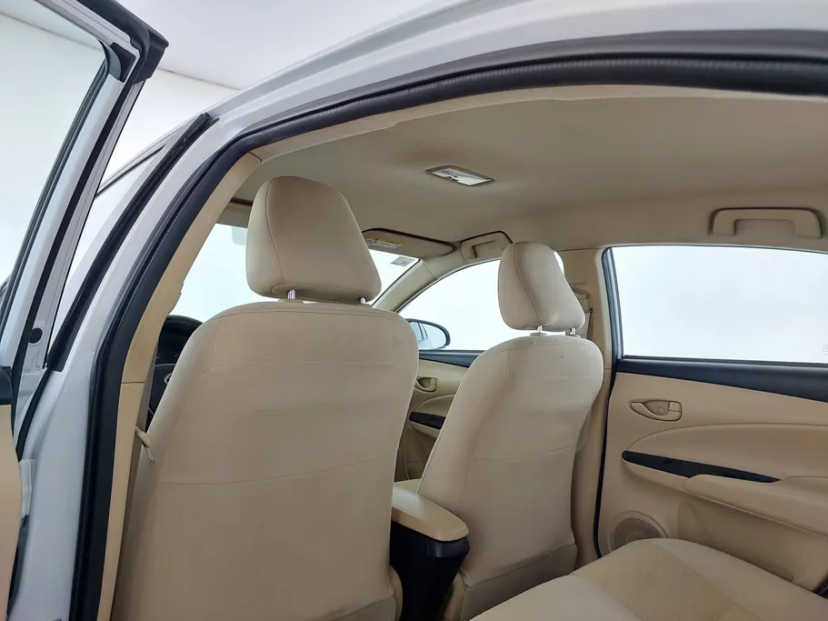 تويوتا يارس Y 2022 