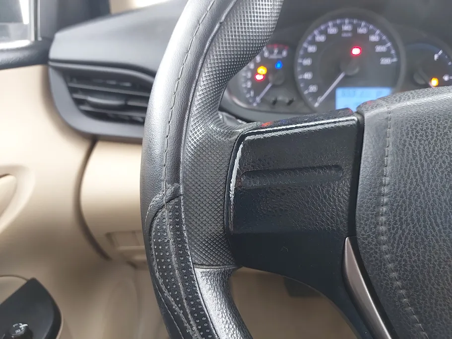 تويوتا يارس Y 2022 