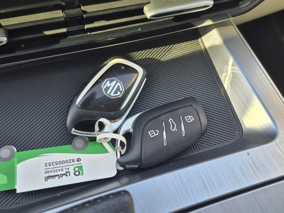 ام جي ويل لاكجري 2024 