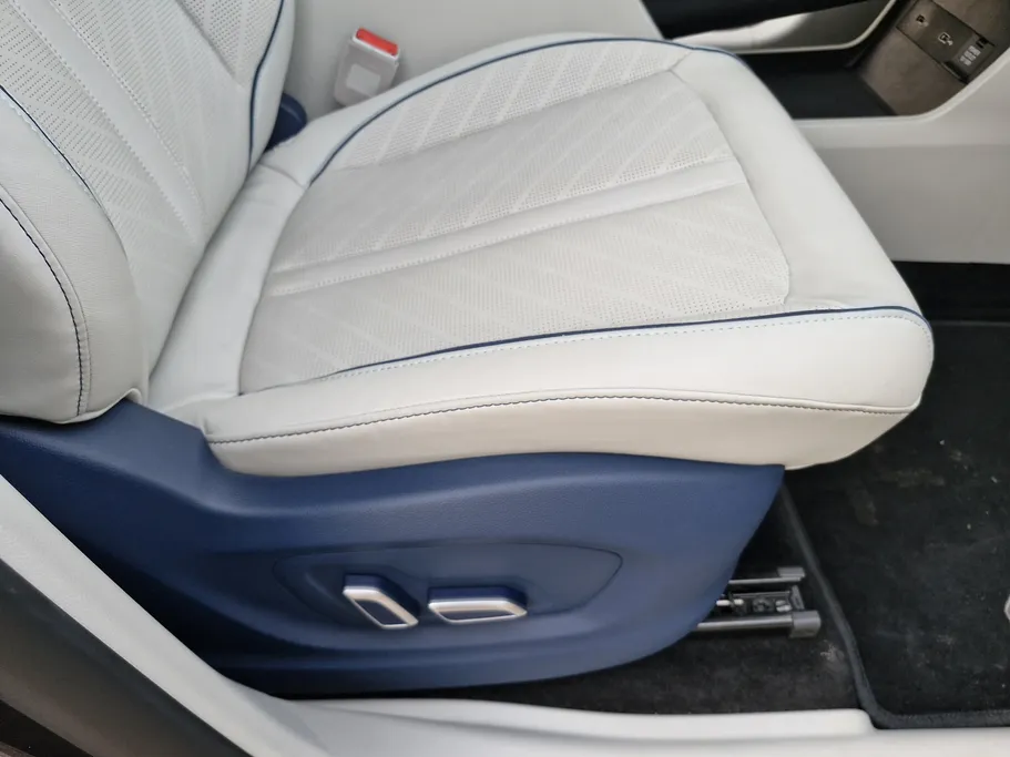 ام جي ويل لاكجري 2024 