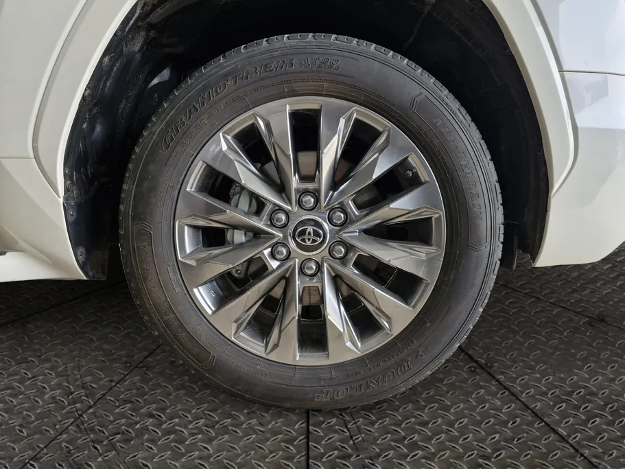 تويوتا لاندكروزر GXR3 2023 