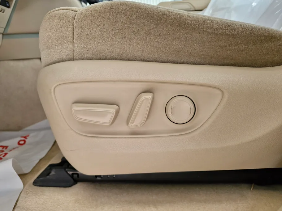 تويوتا لاندكروزر GXR3 2023 