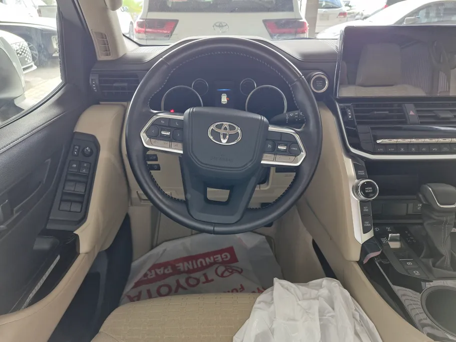 تويوتا لاندكروزر GXR3 2023 