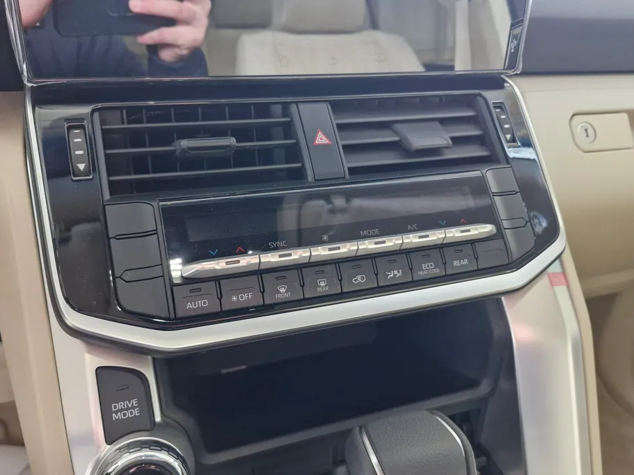 تويوتا لاندكروزر GXR3 2023 