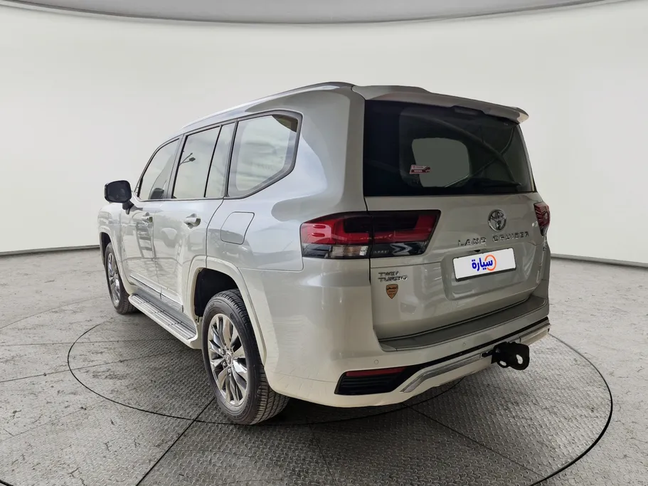 تويوتا لاندكروزر GXR4 2024 
