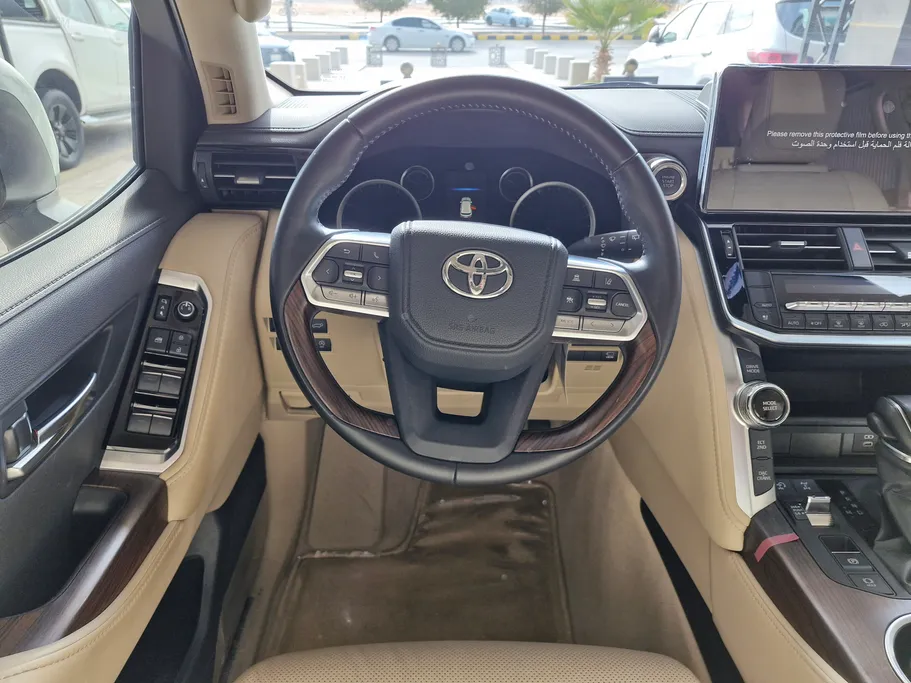 تويوتا لاندكروزر GXR4 2024 