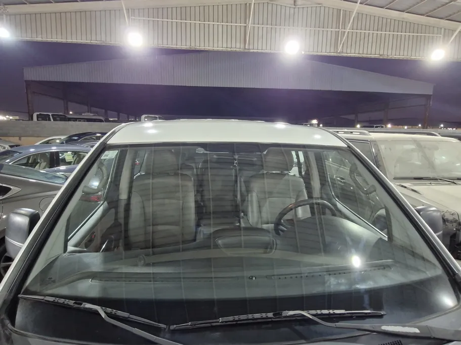 2020 Hyundai Grand Starex passenger 