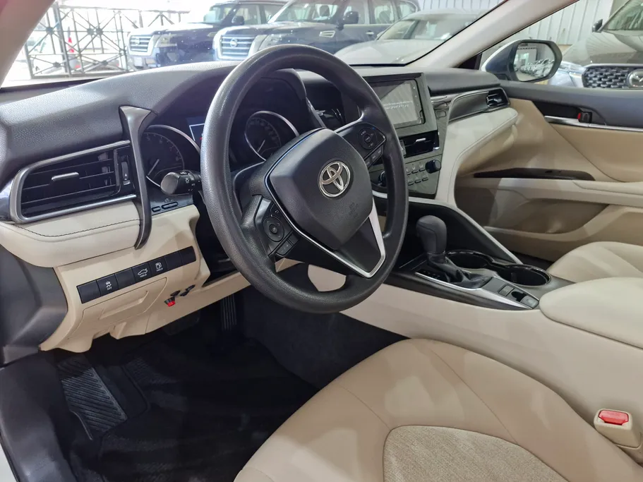 2023 Toyota Camry  LE 