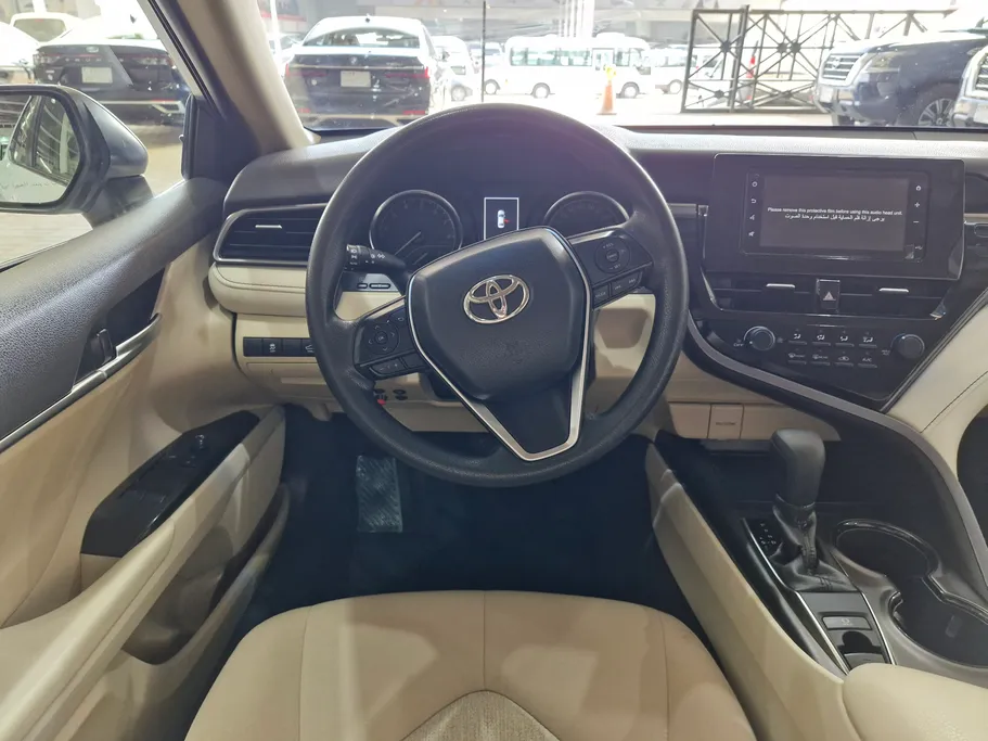 2023 Toyota Camry  LE 