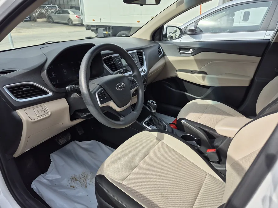 2023 Hyundai Accent Smart 