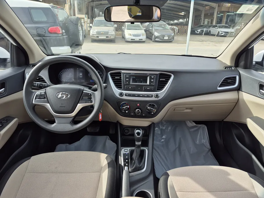 2023 Hyundai Accent Smart 