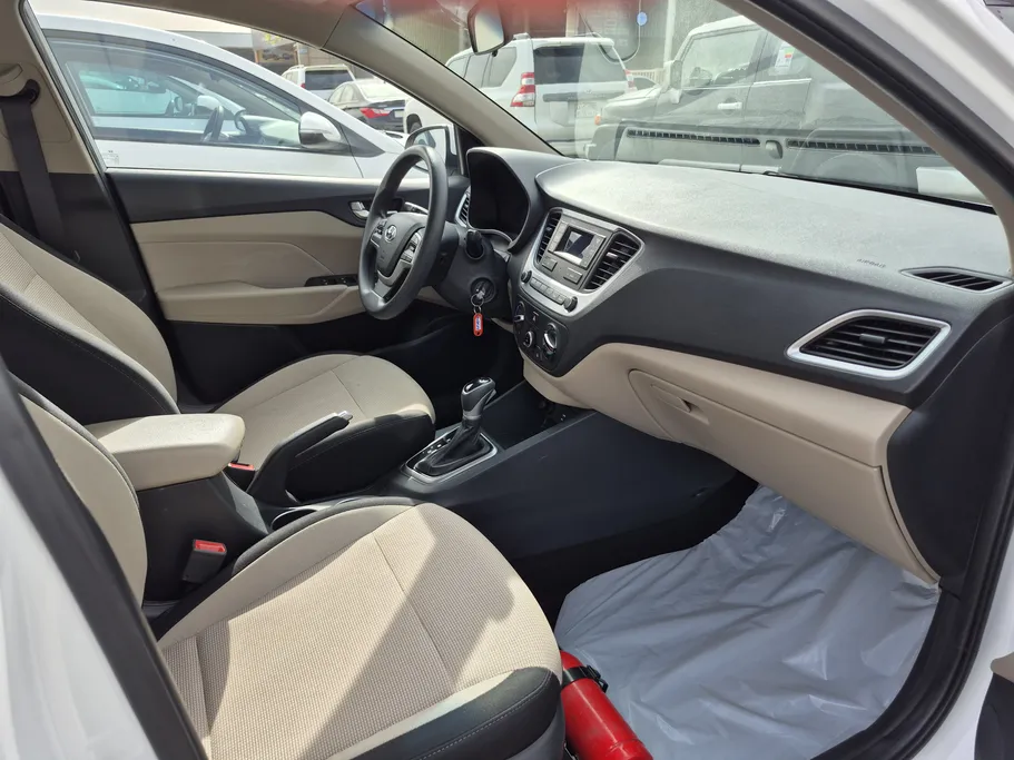 2023 Hyundai Accent Smart 