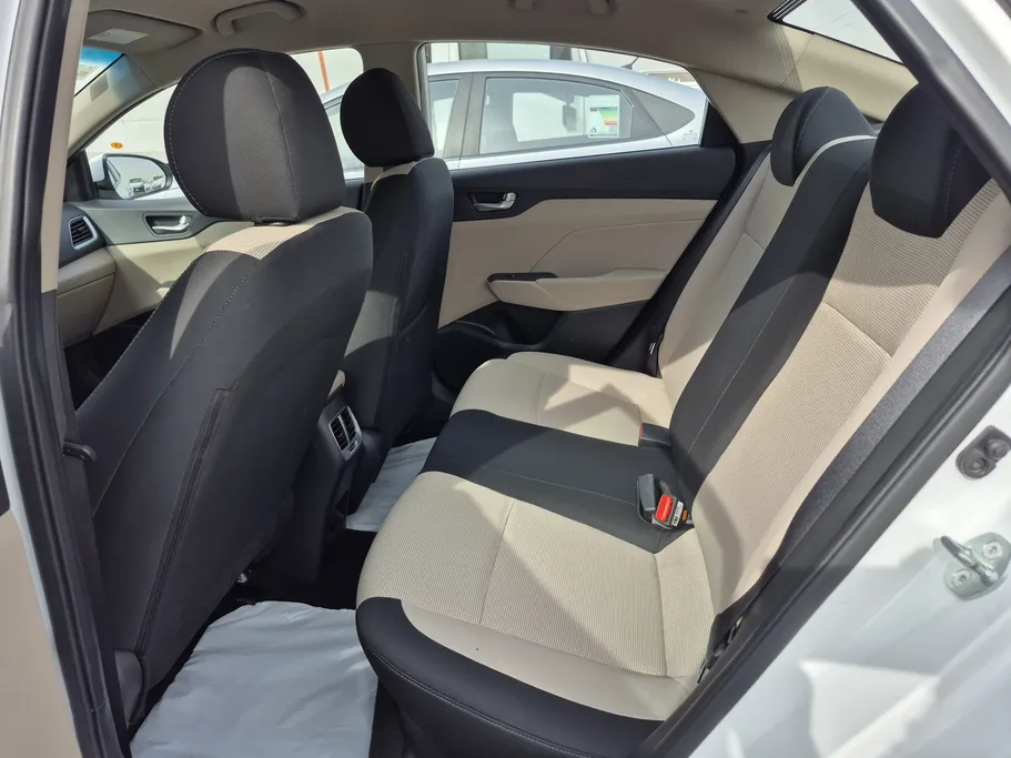 2023 Hyundai Accent Smart 