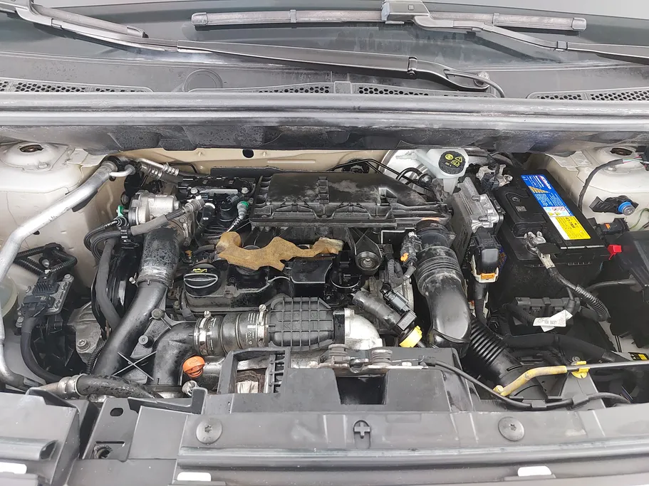 2023 Peugeot Partner Short van 