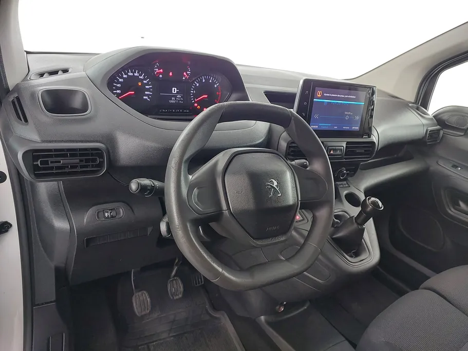 2023 Peugeot Partner Short van 