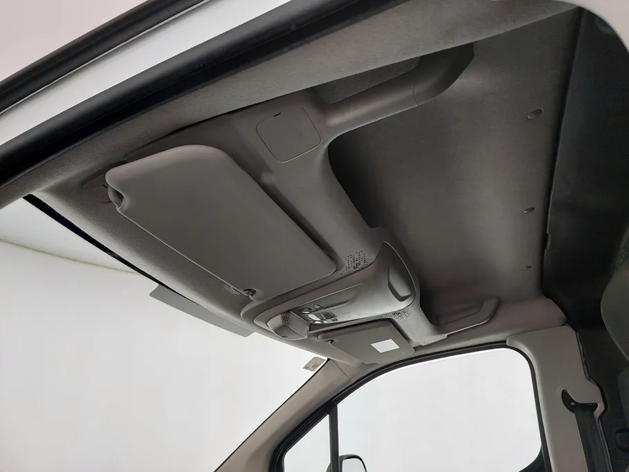 2023 Peugeot Partner Short van 