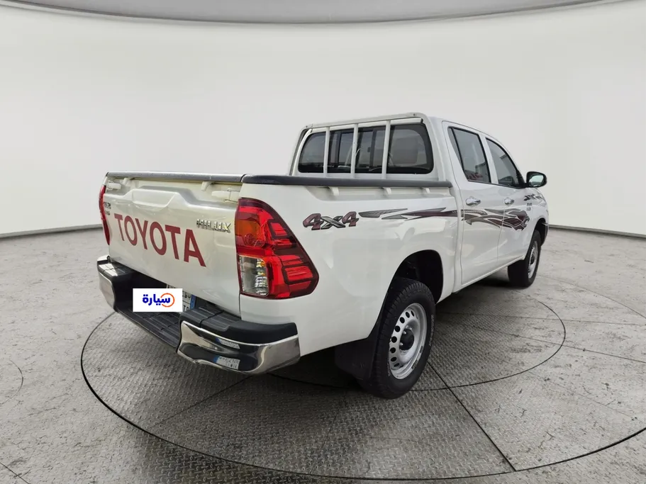 2023 Toyota Hilux GL2 