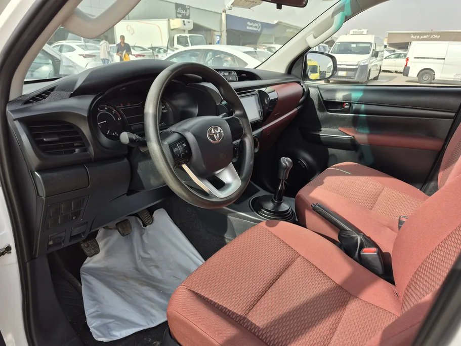 2023 Toyota Hilux GL2 