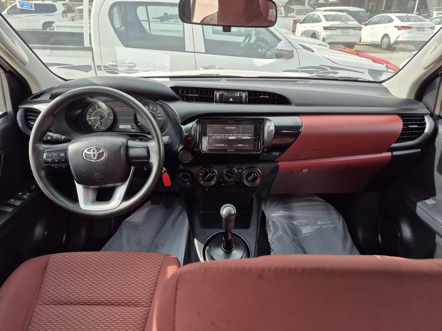 2023 Toyota Hilux GL2 