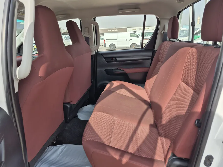 2023 Toyota Hilux GL2 