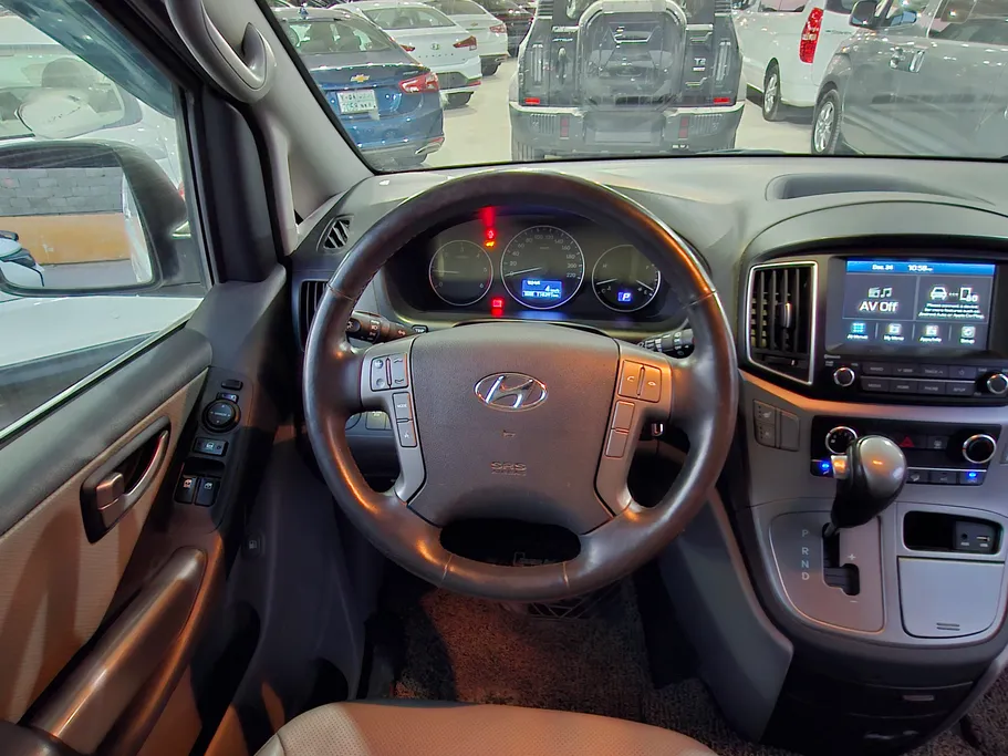 2021 Hyundai Grand Starex cargo 