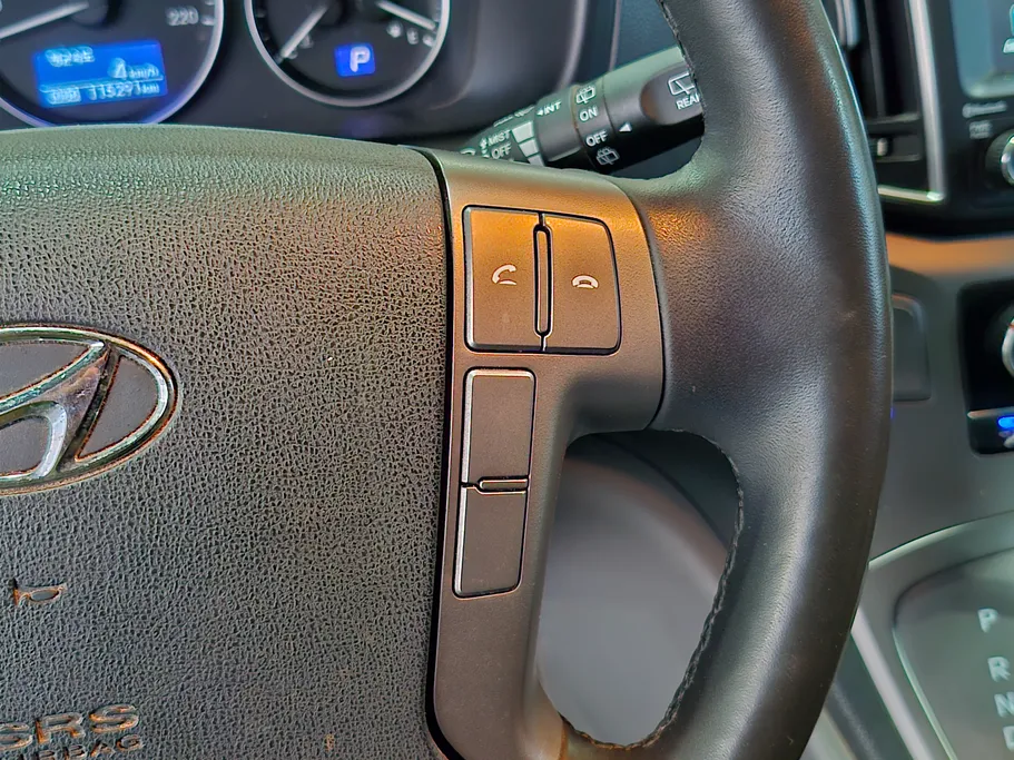 2021 Hyundai Grand Starex cargo 