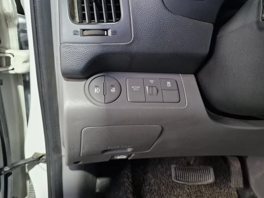 2021 Hyundai Grand Starex cargo 