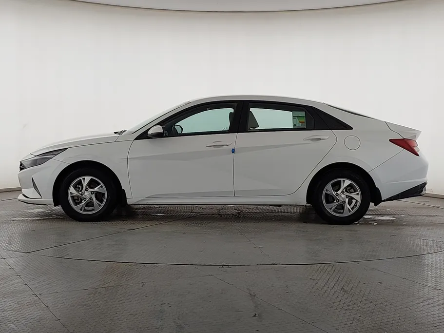 2021 Hyundai Elantra Fleet 