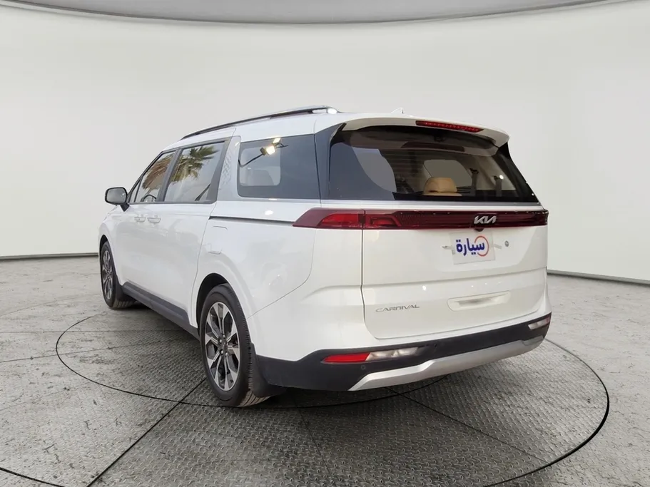 2022 Kia Carnival LX 