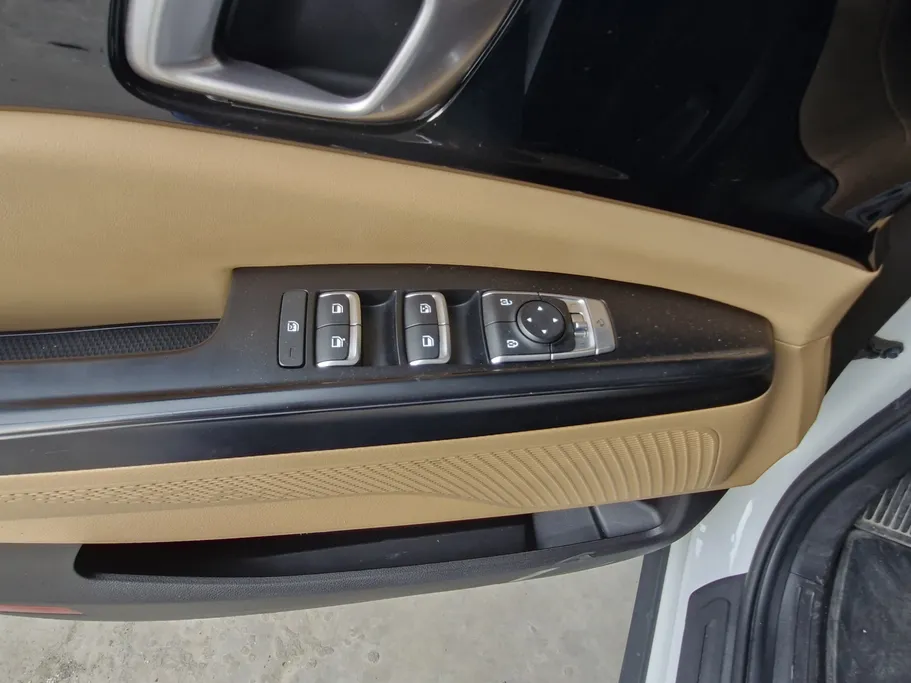 2022 Kia Carnival LX 