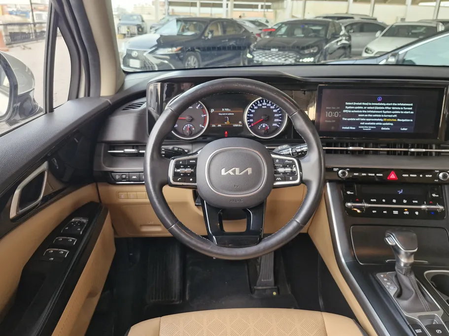 2022 Kia Carnival LX 