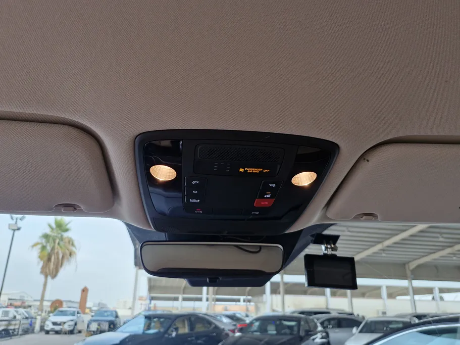 2022 Kia Carnival LX 