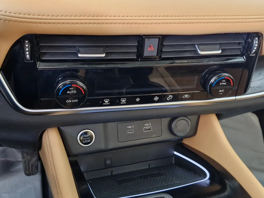 نيسان أكس تريل SL 2024 