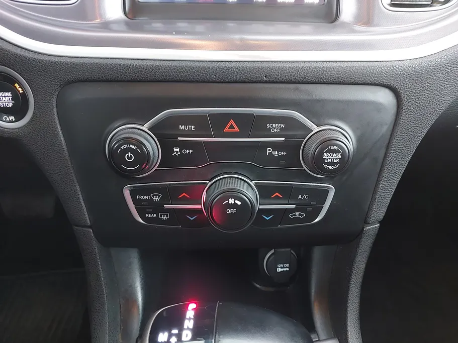 دودج تشارجر SXT 2020 