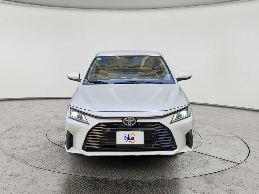 2023 Toyota Yaris  Y 