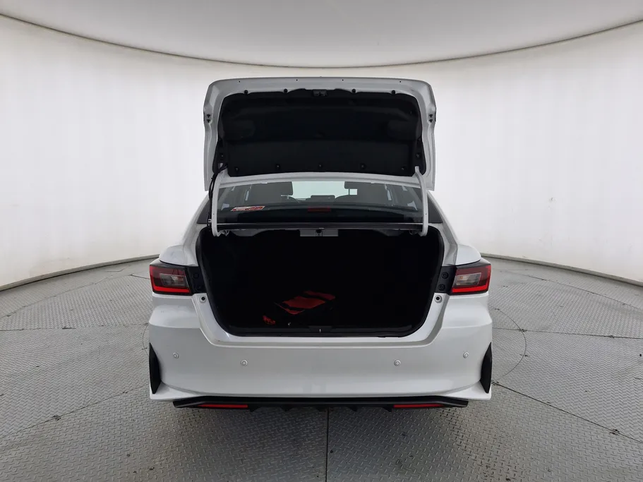 تويوتا يارس Y 2023 