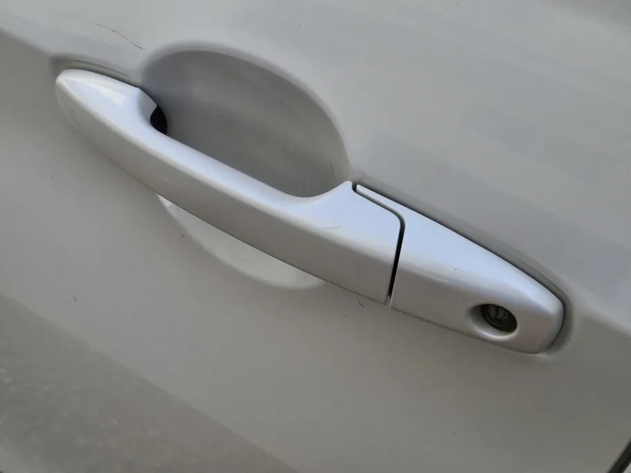 2023 Toyota Yaris  Y 