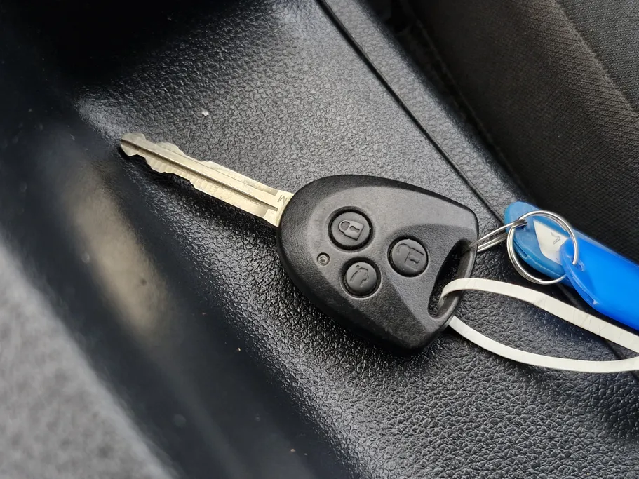 تويوتا يارس Y 2023 