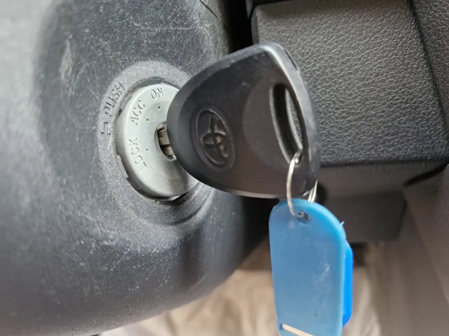 2023 Toyota Yaris  Y 