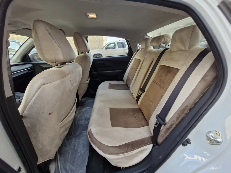 2023 Toyota Yaris  Y 