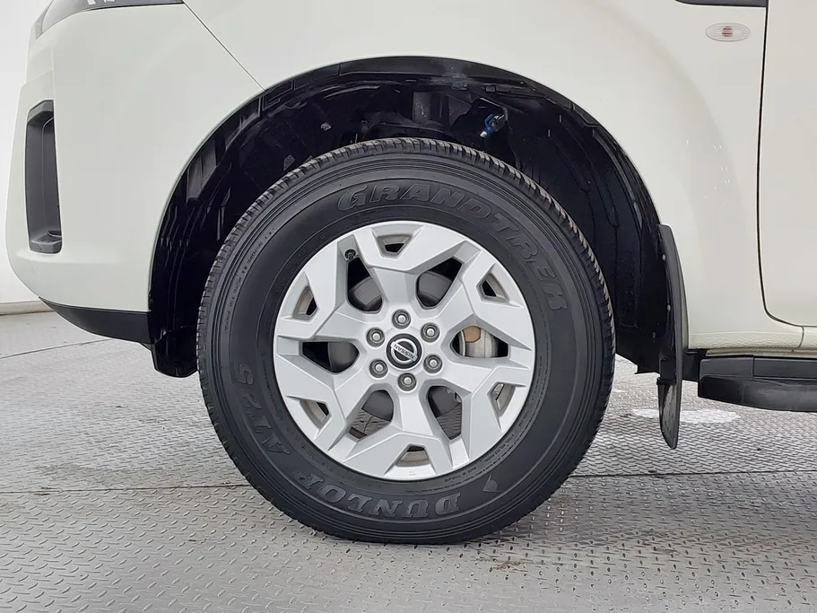 2023 Nissan Xterra SE 