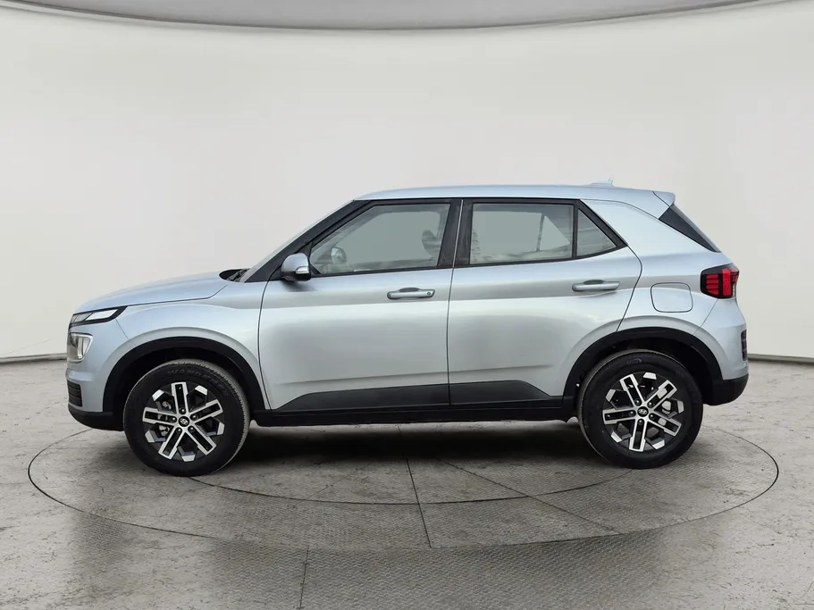 2024 Hyundai Venue Smart 