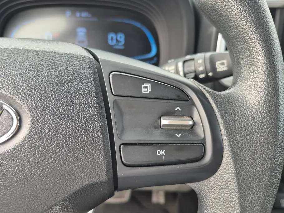 2024 Hyundai Venue Smart 