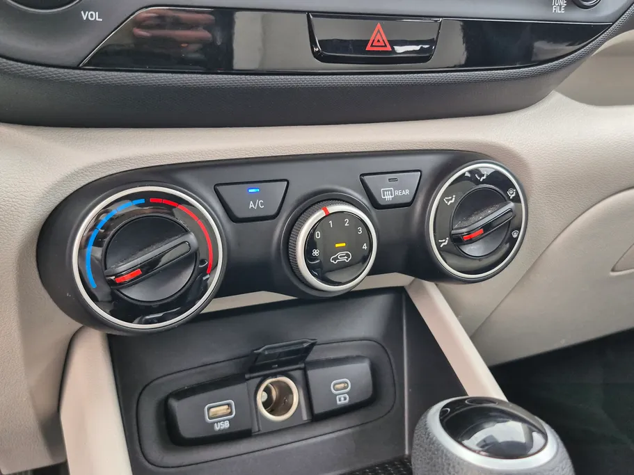 2024 Hyundai Venue Smart 