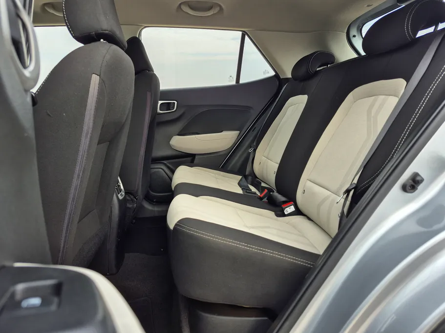 2024 Hyundai Venue Smart 