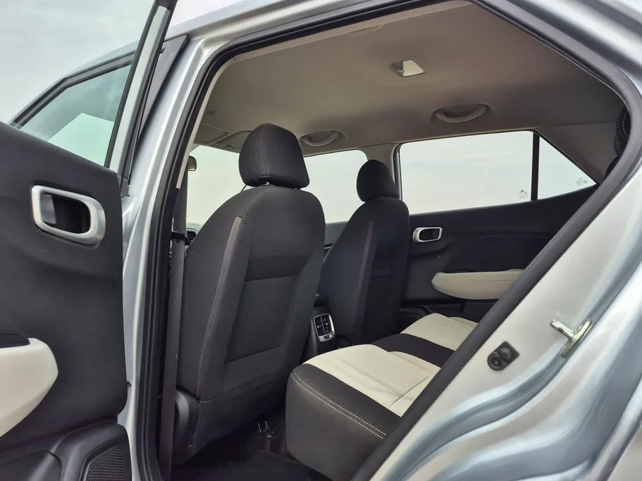 2024 Hyundai Venue Smart 